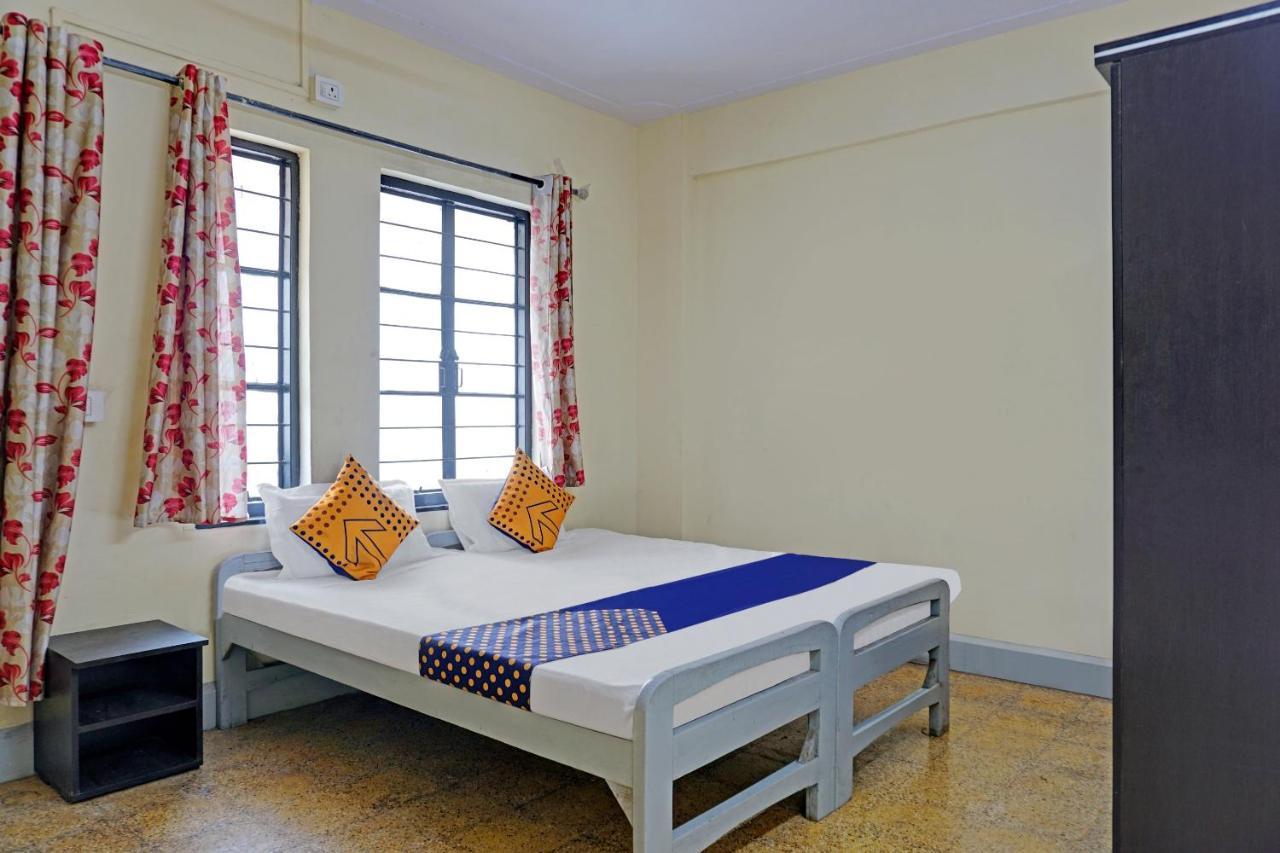 Spot On Hotel Prakash Residency, Near Hanuman Gym Ajmera Colony, Pimpri Dış mekan fotoğraf