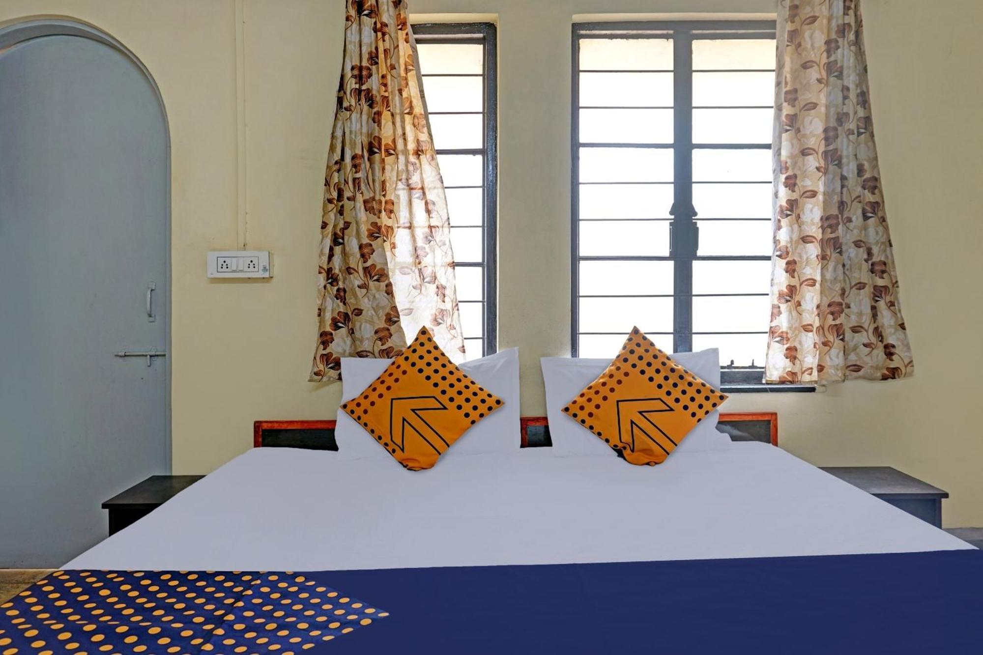 Spot On Hotel Prakash Residency, Near Hanuman Gym Ajmera Colony, Pimpri Dış mekan fotoğraf