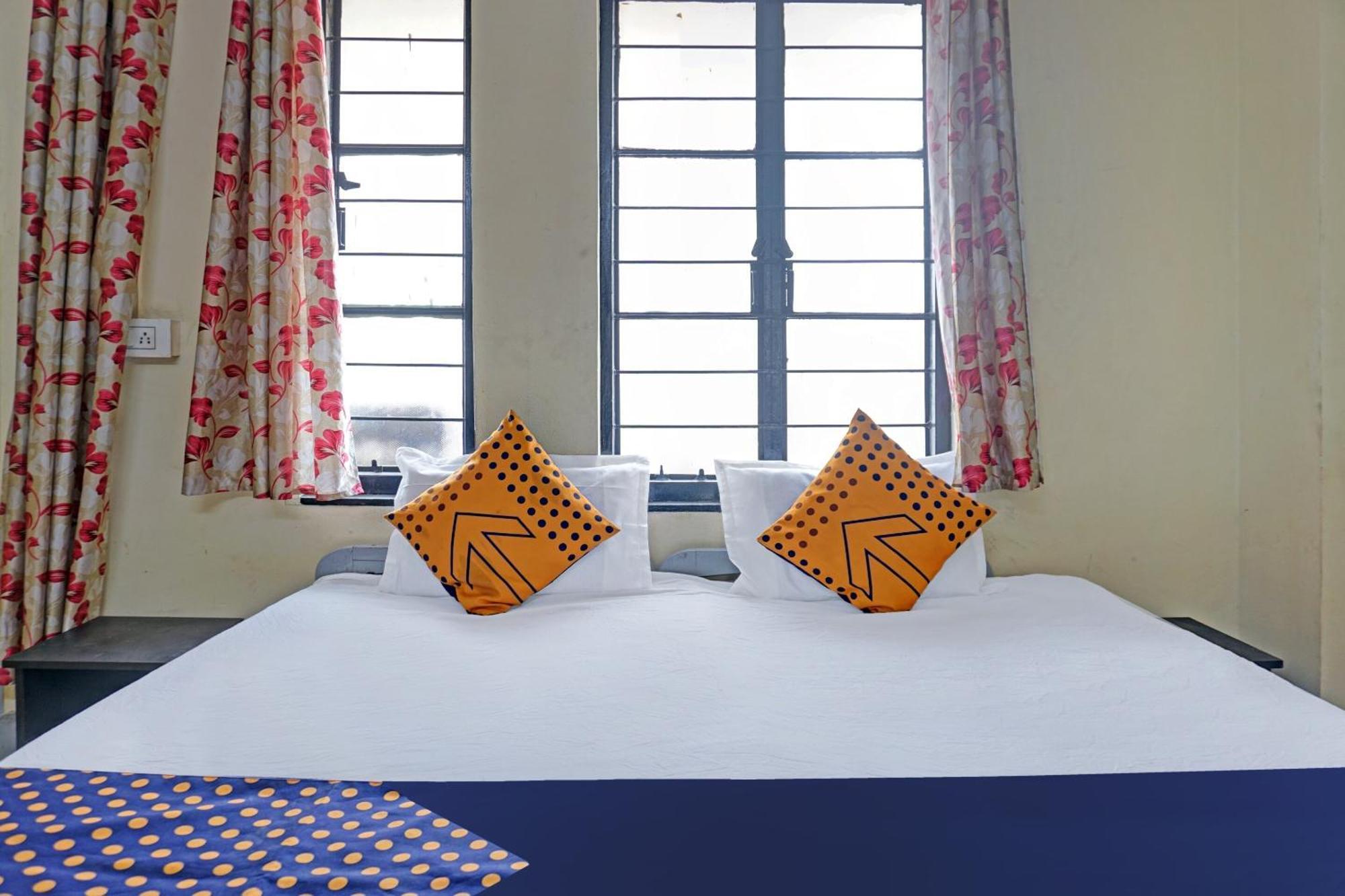 Spot On Hotel Prakash Residency, Near Hanuman Gym Ajmera Colony, Pimpri Dış mekan fotoğraf