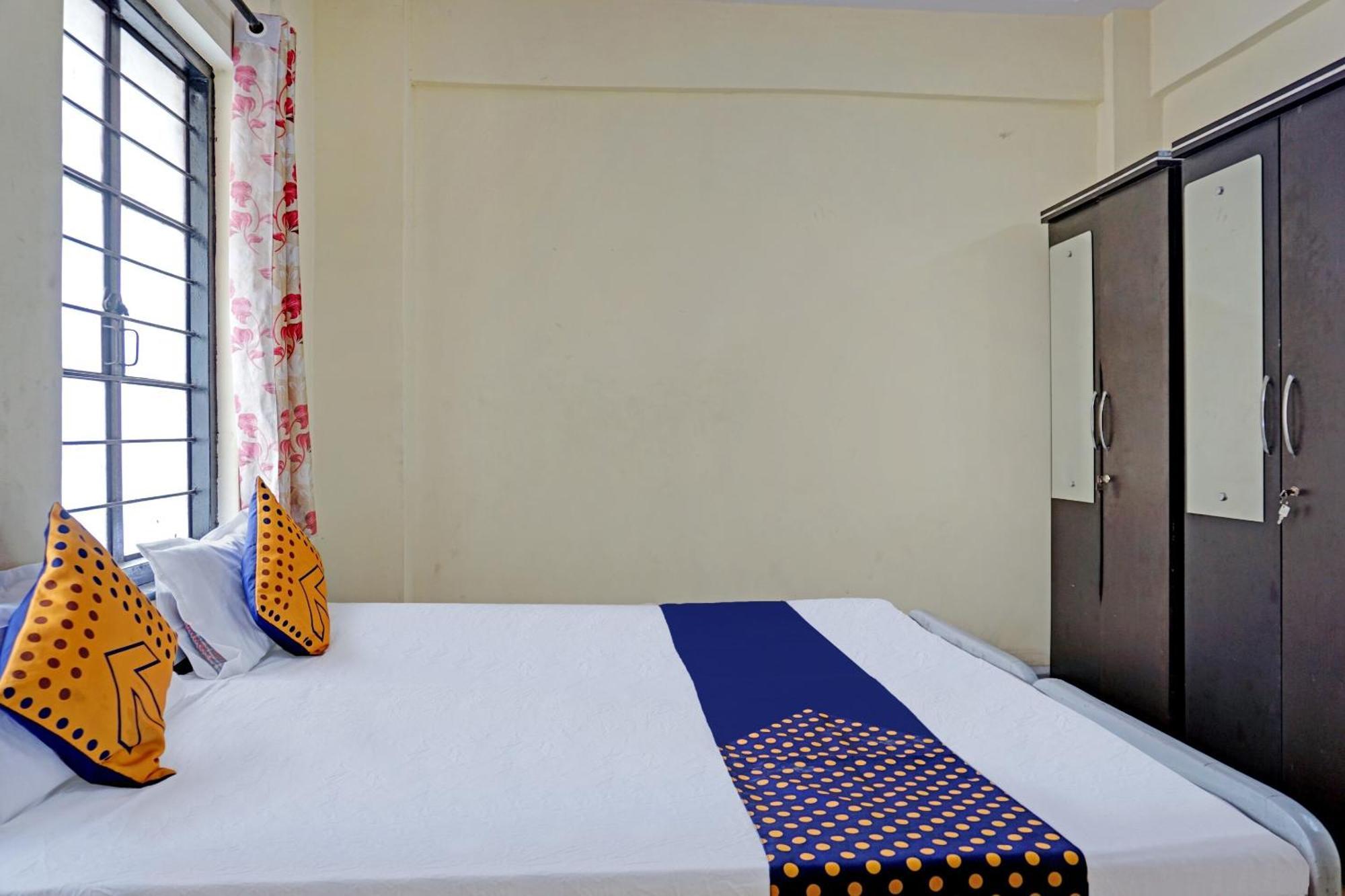 Spot On Hotel Prakash Residency, Near Hanuman Gym Ajmera Colony, Pimpri Dış mekan fotoğraf