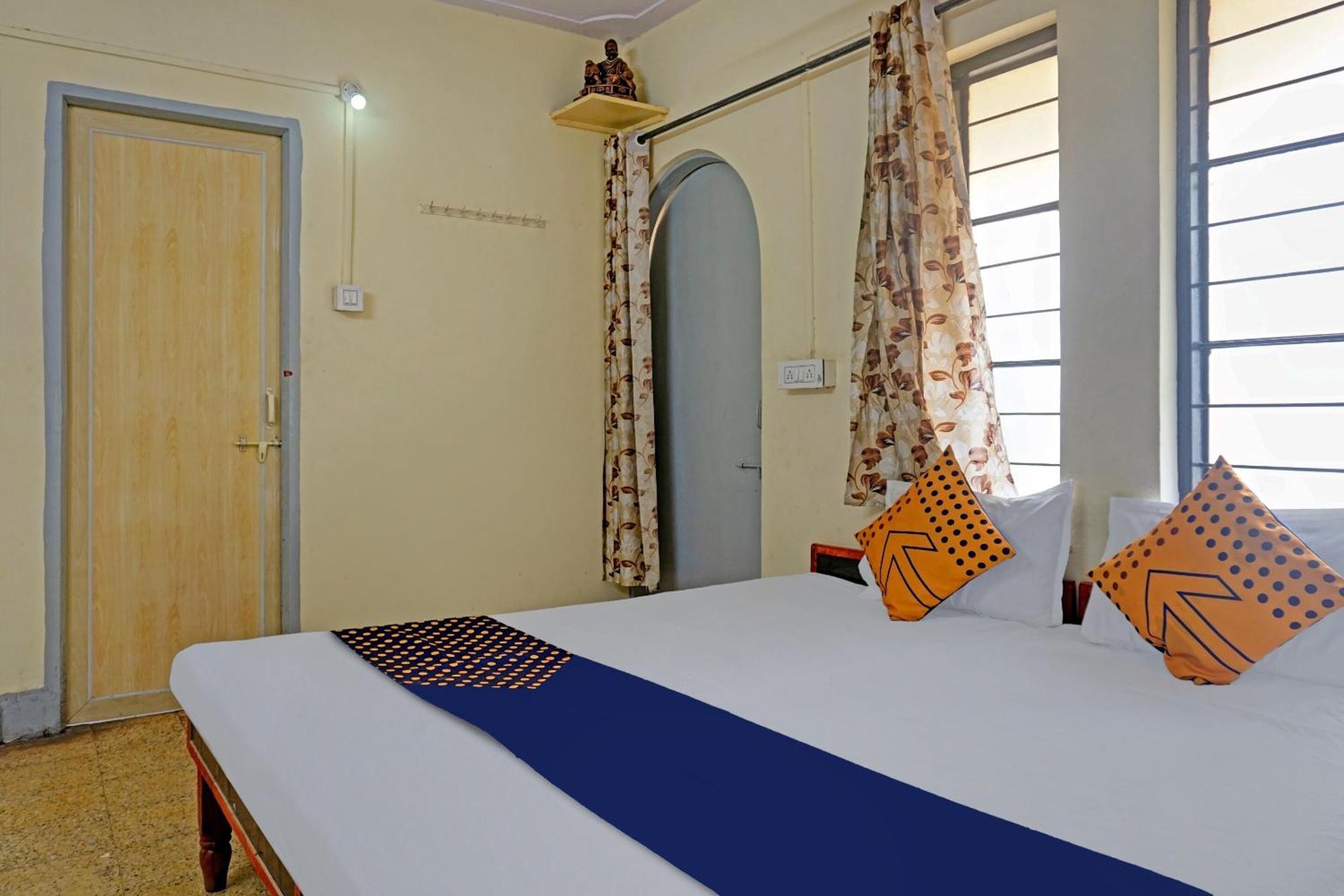 Spot On Hotel Prakash Residency, Near Hanuman Gym Ajmera Colony, Pimpri Dış mekan fotoğraf