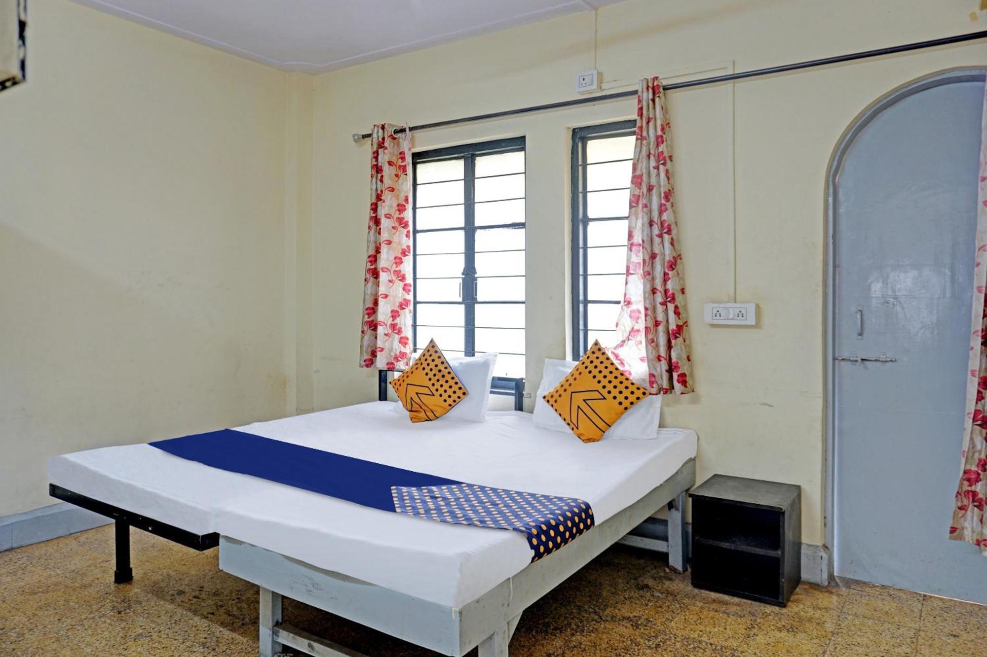 Spot On Hotel Prakash Residency, Near Hanuman Gym Ajmera Colony, Pimpri Dış mekan fotoğraf